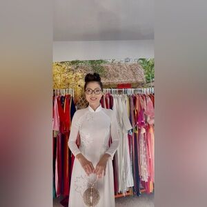 Ao dai sen trang, Vietnamese traditional long dress white 2 m set classic gift